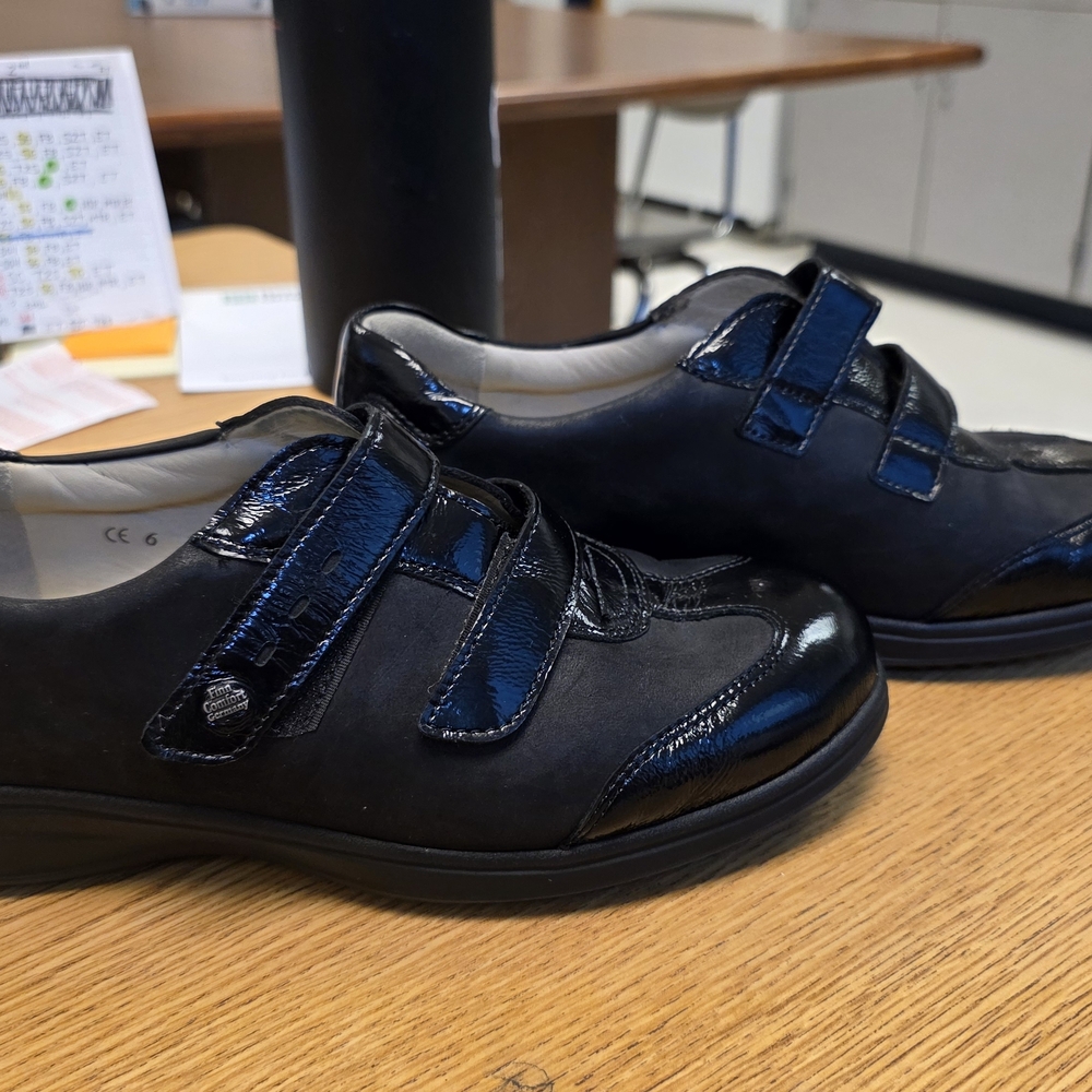 Finn Comfort Women's Black Velcro Loafers